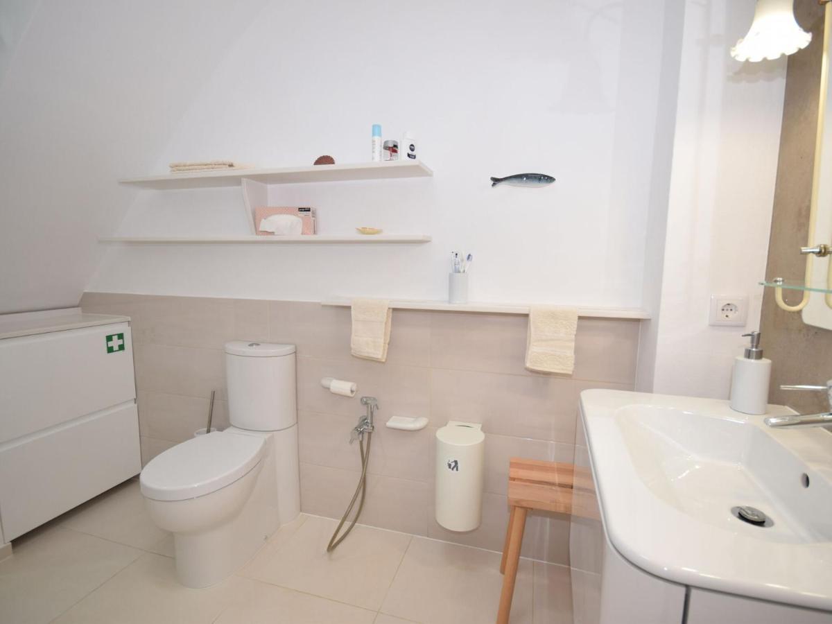 Modern Holiday Home In Olh O With Terrace Олян Екстер'єр фото
