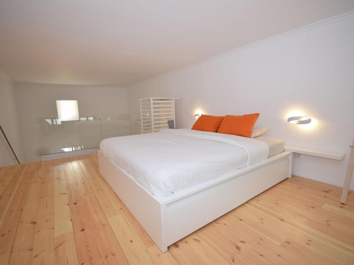 Modern Holiday Home In Olh O With Terrace Олян Екстер'єр фото
