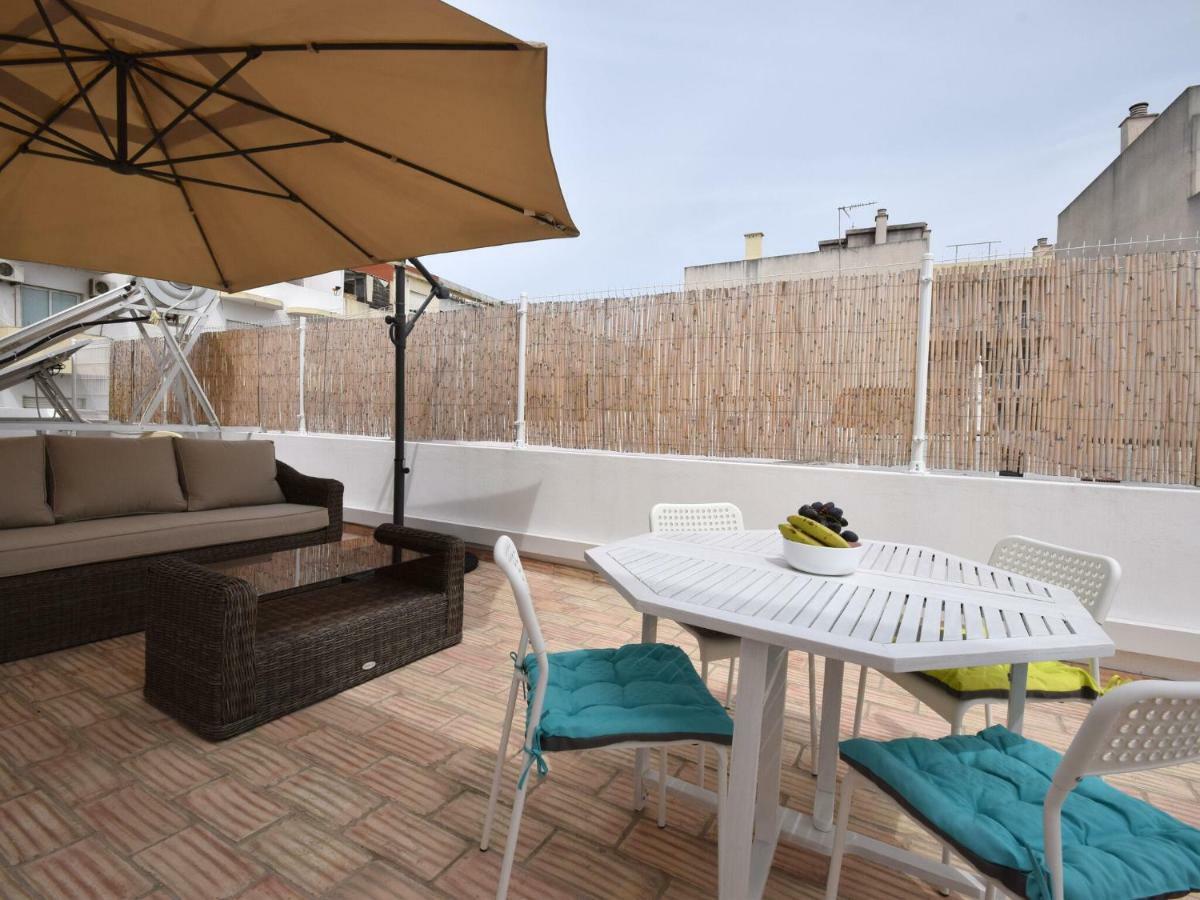 Modern Holiday Home In Olh O With Terrace Олян Екстер'єр фото